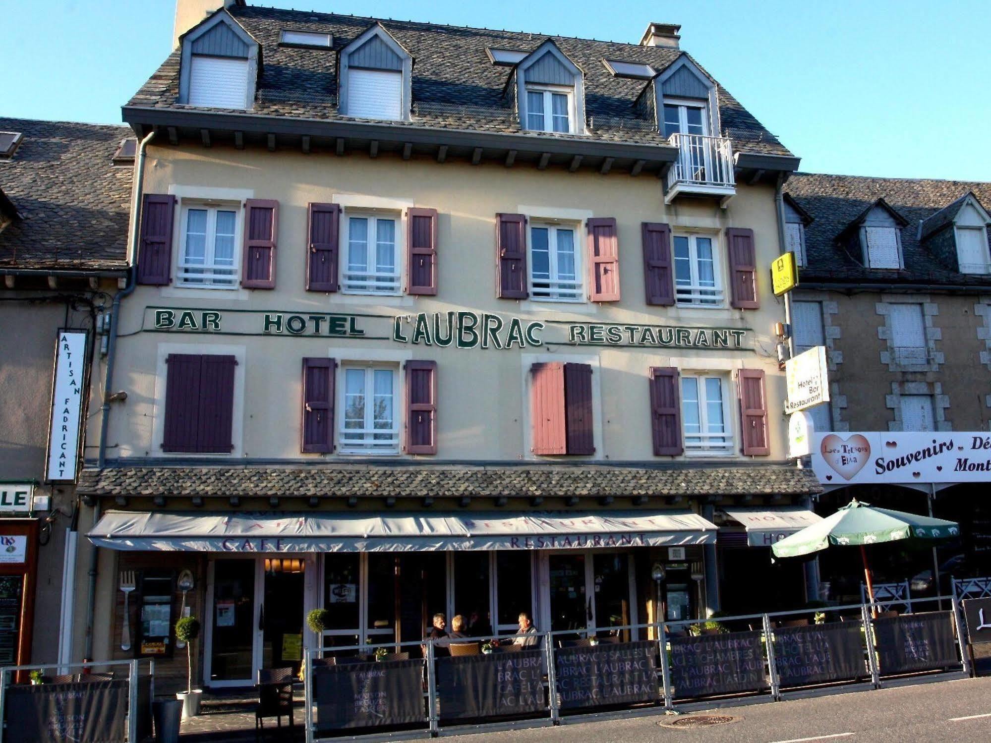 Hotel-Restaurant Logis L'Aubrac Laguiole Exterior foto
